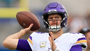 watch-vikings-darnold-launches-45-yard-moon-ball.jpg