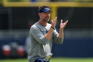cowboys-fans-react-brian-schottenheimer-head-coach-dallas-1024x683.jpg