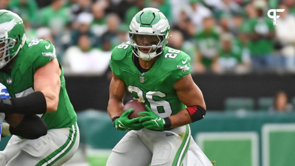 eric-dickerson-faces-backlash-from-fans-for-backtracking-on-comments-about-saquon-barkley-2025.jpg