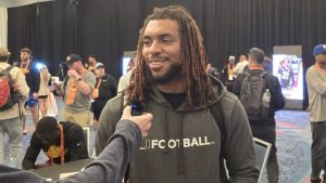 Damien-Martinez-Senior-Bowl-Miami.jpg
