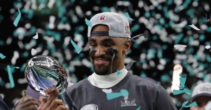 Jalen-Hurts-Super-Bowl-pic.jpg