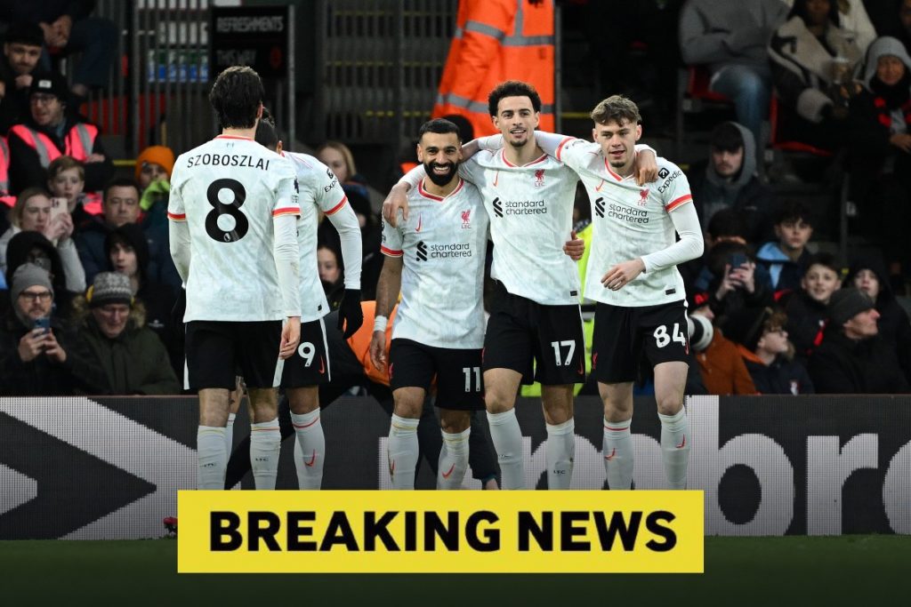 Liverpool-FC-players-celebrate.jpg