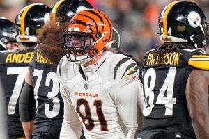 nfl-insider-reveals-bengals-asking-price-trey-hendrickson-after-giving-permission-to-seek-trade.jpg