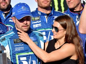 danica-patrick-ricky-stenhouse-feud-1024x761.jpg