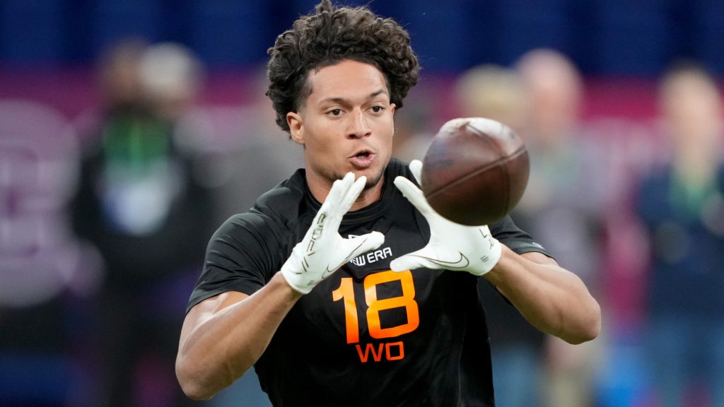 texans-second-round-pick-lands-historic-rookie.jpg