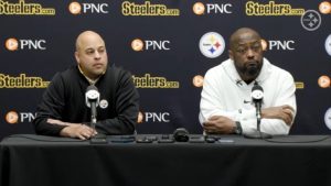 Mike-Tomlin-Omar-Khan-Presser-Stock-3.jpg