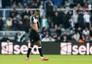 Alexander-Isak-reacts-during-Newcastles-defeat-vs-Bournemouth.jpg