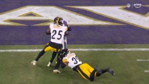 Derrick-Henry-DeShon-Elliott-Minkah-Fitzpatrick-touchdown-Steelers-red-zone-defense.jpg