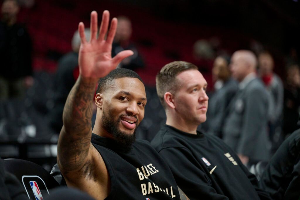 nba-insider-reveals-how-damian-07-21-25-1024x683.jpg