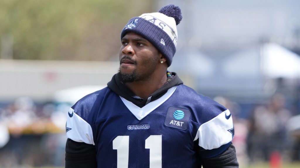 cowboys-exec-blunt-message-micah-parsons-trade.jpg