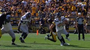 Payton-Wilson-pass-rush-hurry-Sam-Darnold.jpg