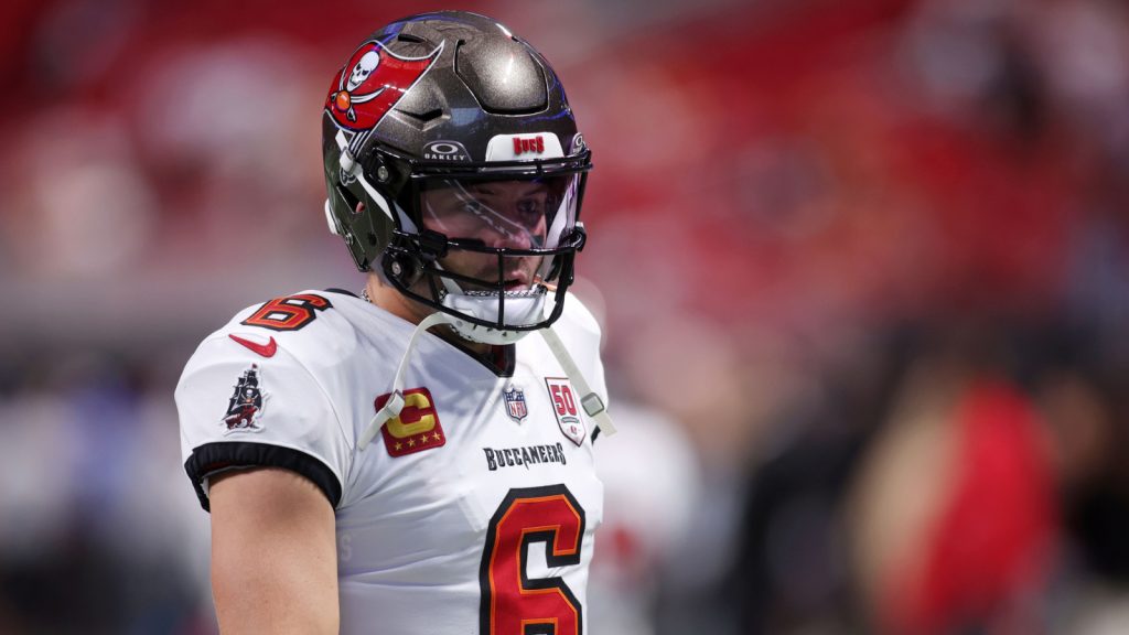 bucs-mayfield-hilarious-description-scrambling.jpg