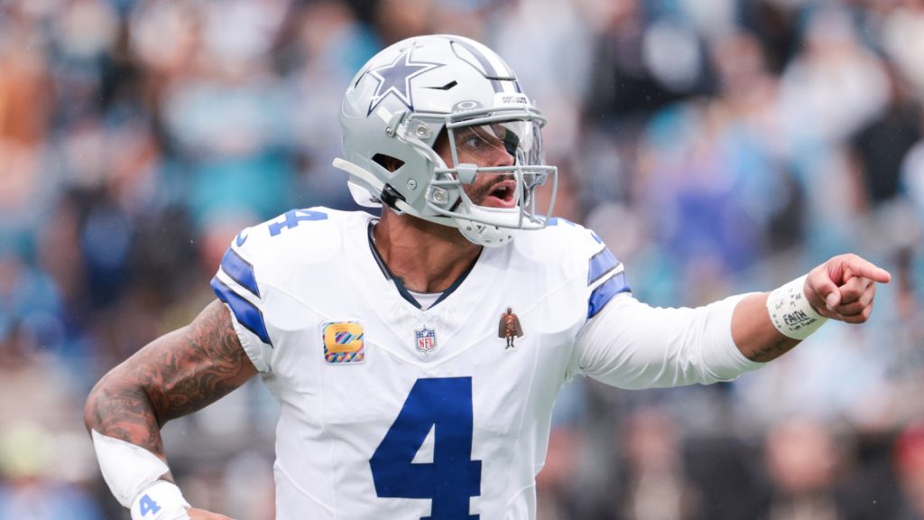 dak-prescotts-offensive-heater-puts-him-elite.jpg