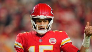 mahomes-seen-growth-chiefs-third-straight-win.jpg