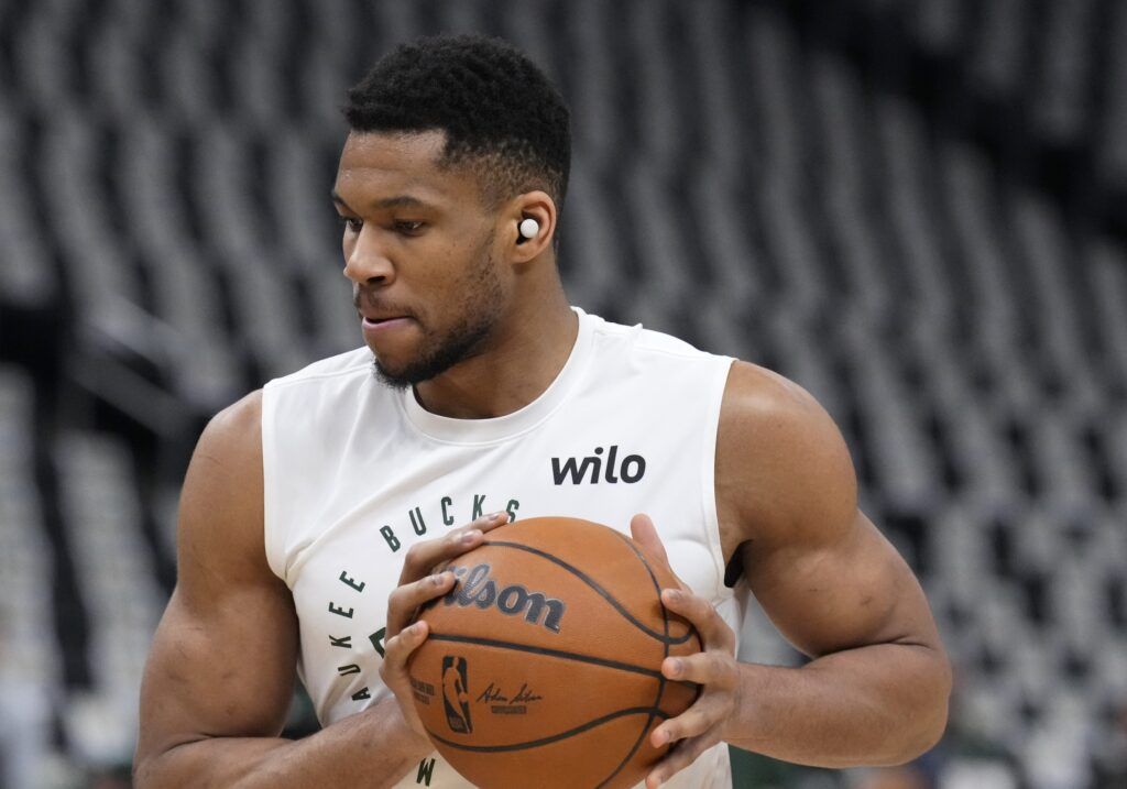 major-twist-giannis-antetokounmpo-trade-10-08-25-1024x717.jpg